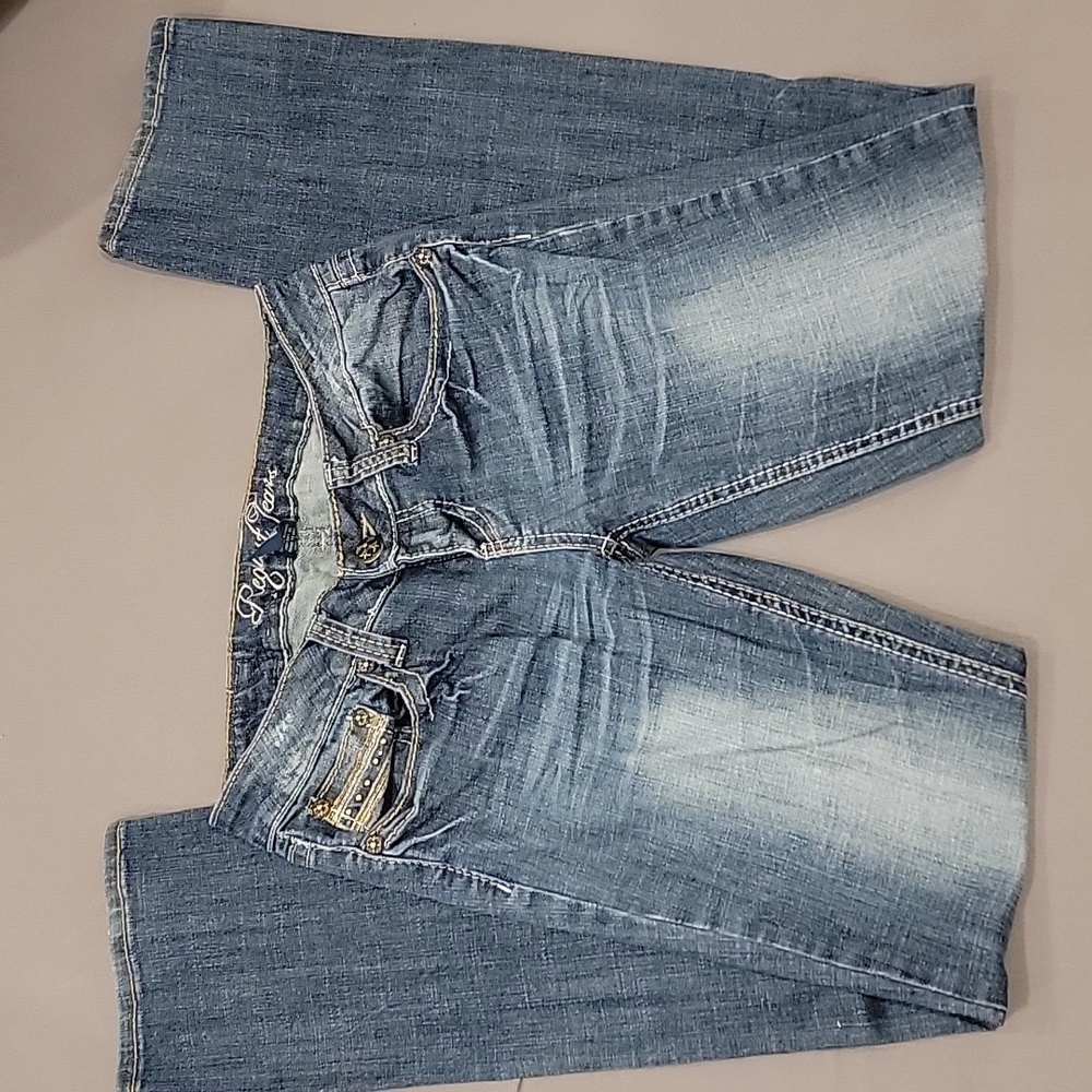 Request Jeans